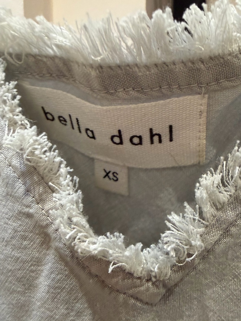 Bella Dahl Light Gray Frayed V-Neck Cami size xs
